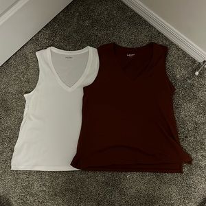 Lot of two NWOT old navy tanks-brown and white size XS